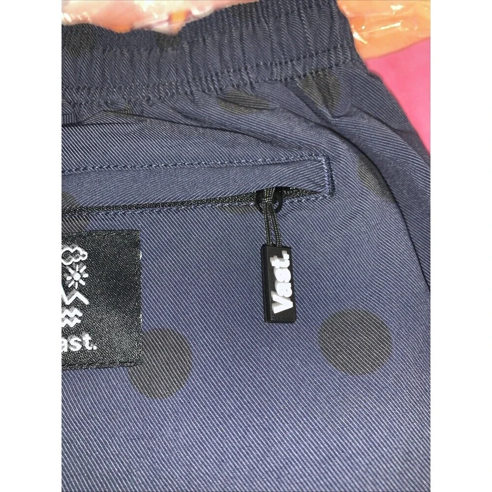 Nwt Vast‎ Men Size Med Navy With Dots Shorts